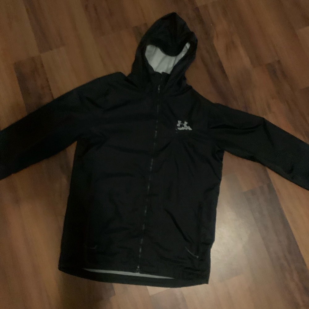 Under armour mens raincoat